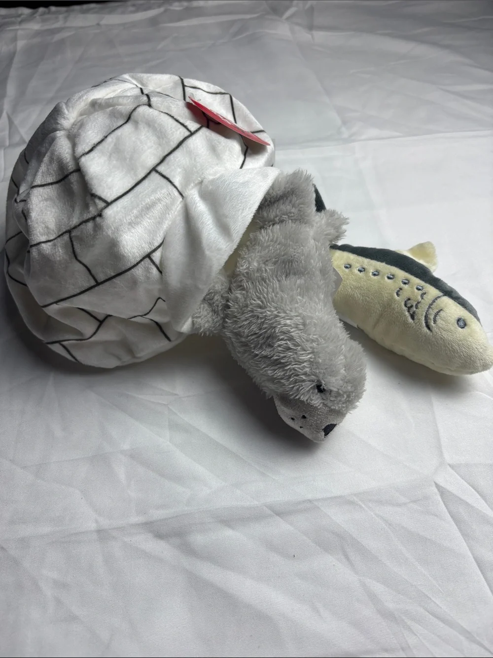 BNWT Hide & Seek Dog Toy. 3 pc